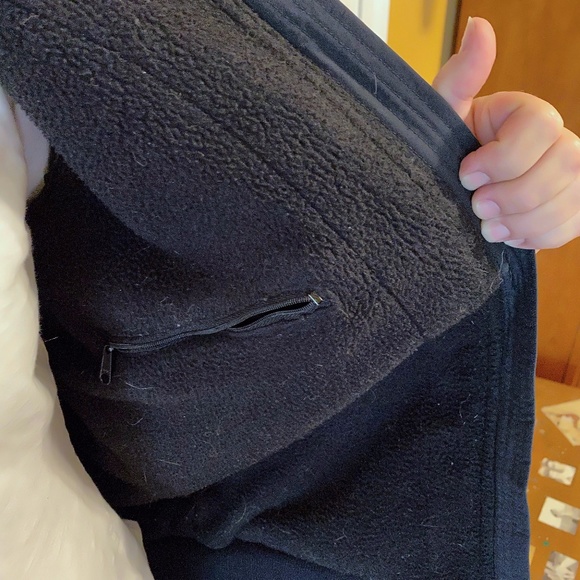 Lands' End Women's Classic Squall Jacket - Picture 3 of 4